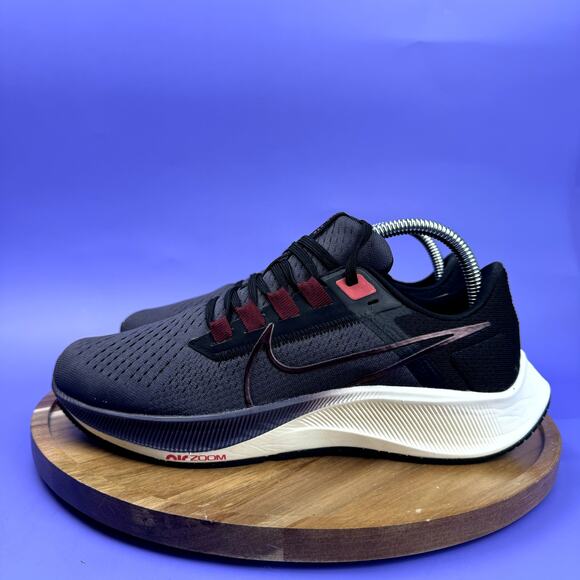 Nike Shoes - WOMENS NIKE ZOOM PEGASUS 38 SIZE 8